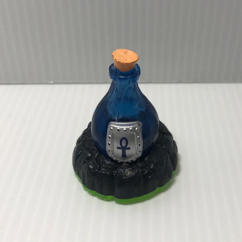 2011 Activision Skylanders Spyros Adventure Healing Elixir